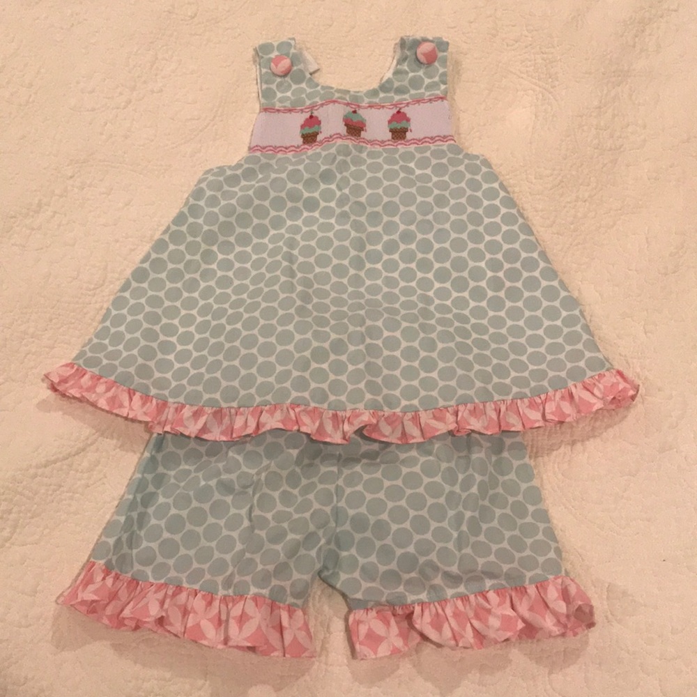 Poke-a-dotted summer ice cream matching set